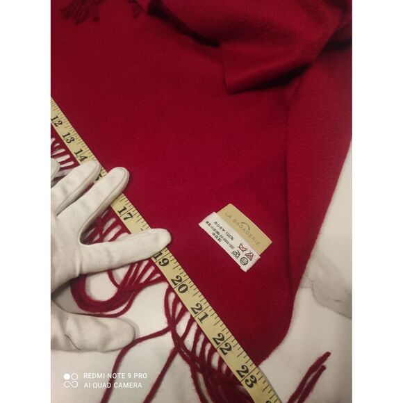 La Bagagerie 100% Cashmere Red Fringe Scarf Luxurious Soft Made in Japan/China - Picture 5 of 11